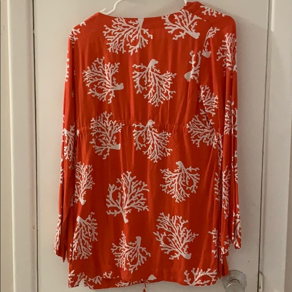 Cover up - Picture 2 of 7